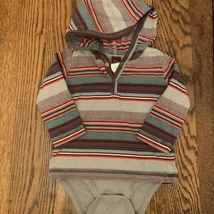 Tea Collection 6-12 Months Hoodie / Bodysuit